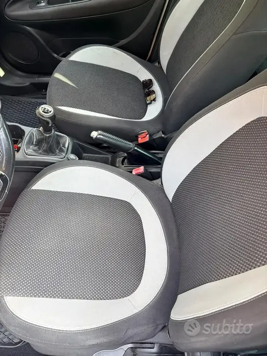 Fiat Punto 2013 photo 4