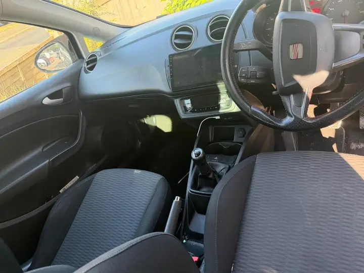 Seat Ibiza 2012 photo 5