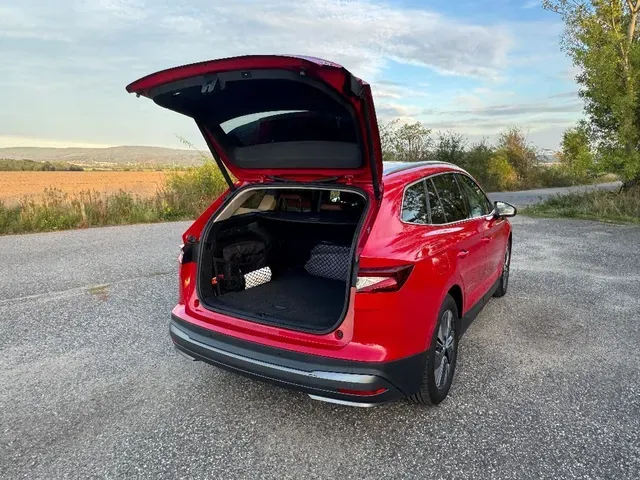 Skoda Enyaq 2021 photo 2