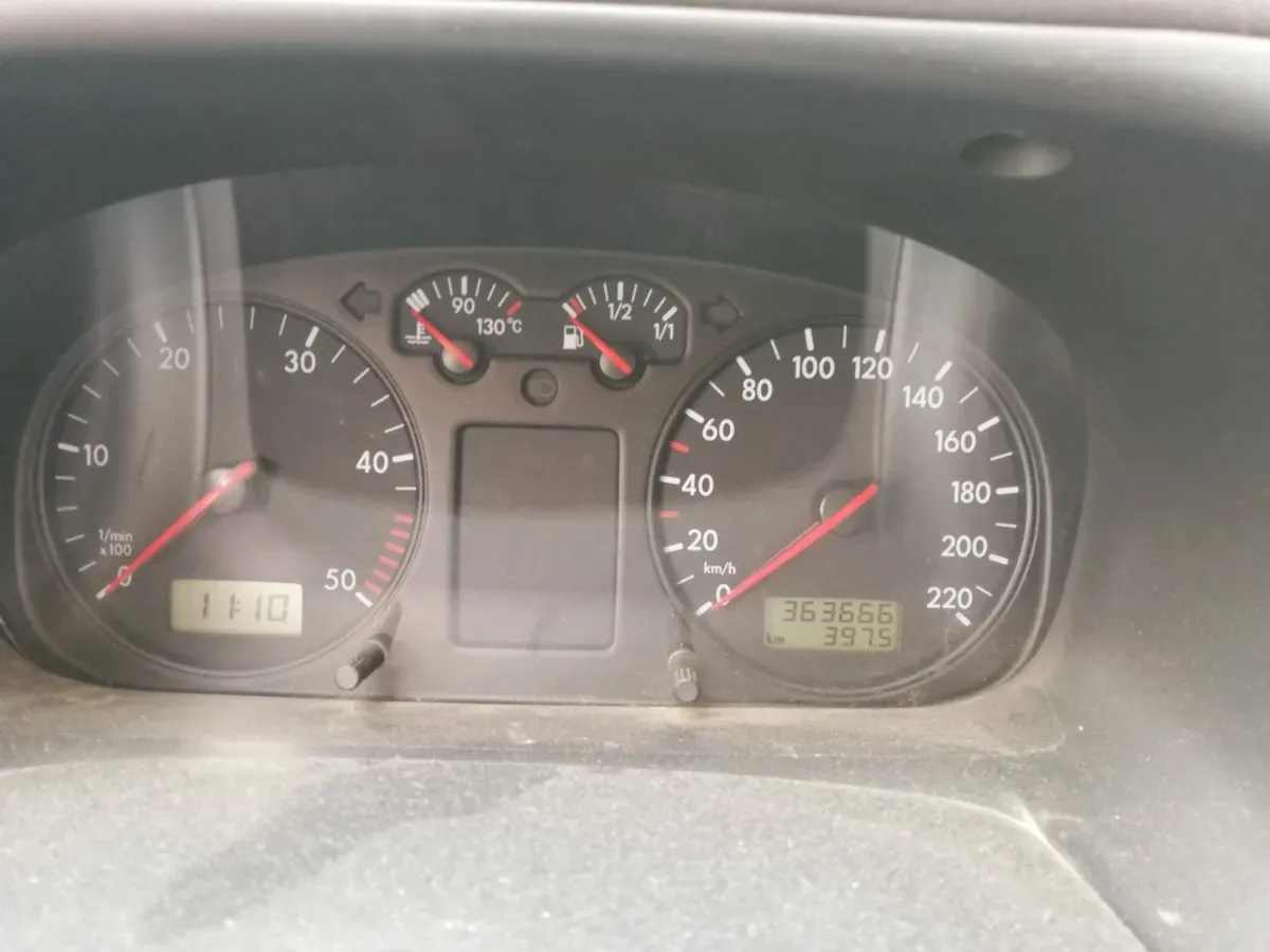 Volkswagen T4 2000 photo 3