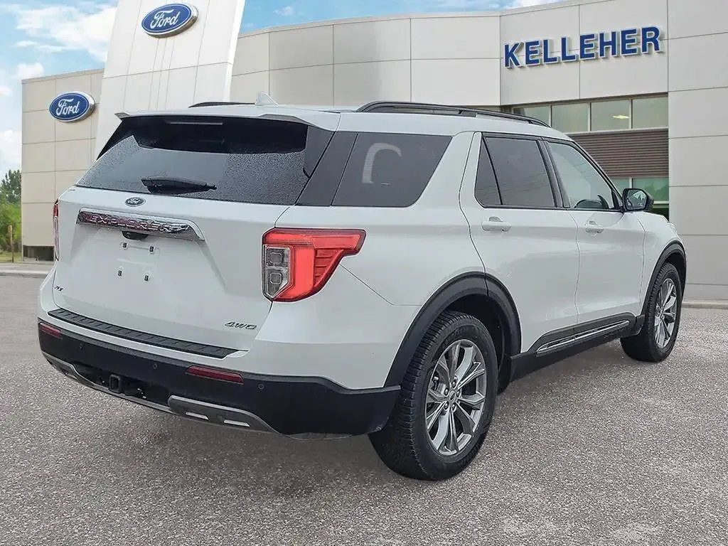 Ford Explorer 2023 photo 5