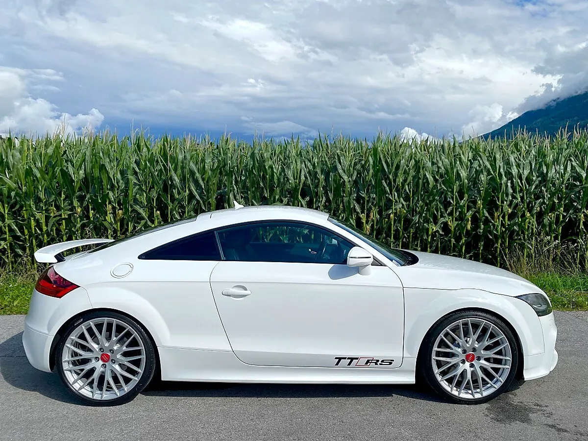 Audi Tt Rs Coupé 2010 photo 2