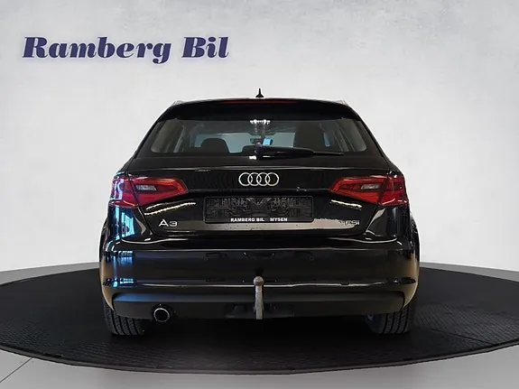 Audi A3 2016 photo 4