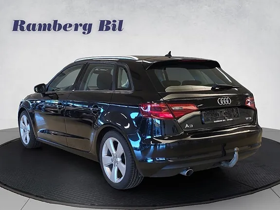 Audi A3 2016 photo 3
