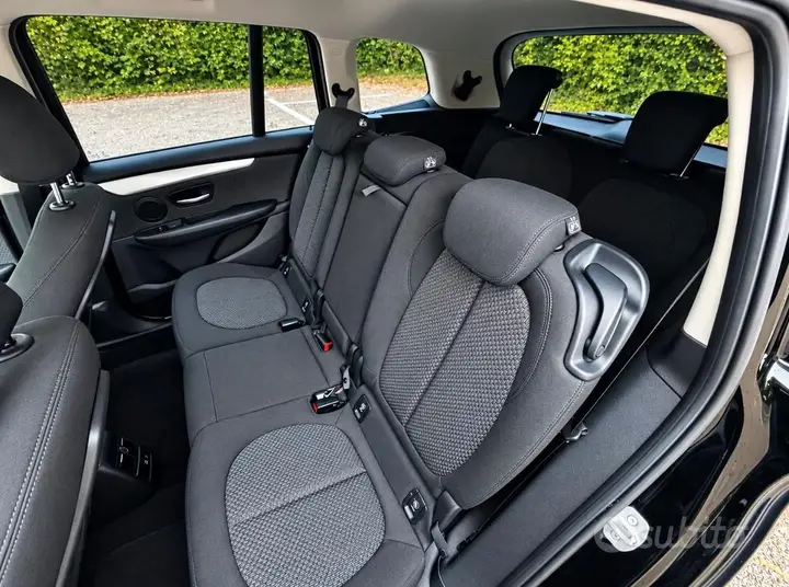 BMW 218 Gran Tourer 2022 photo 5