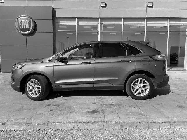Ford Edge 2021 photo 2