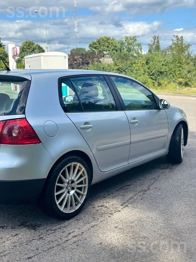 Volkswagen Golf 2008 photo 3