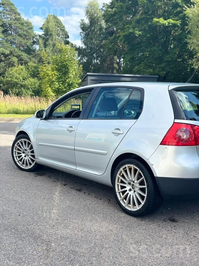 Volkswagen Golf 2008 photo 4