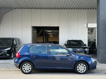 Volkswagen Golf 2004 photo 3