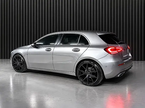 Mercedes-Benz E 200 2018 photo 3