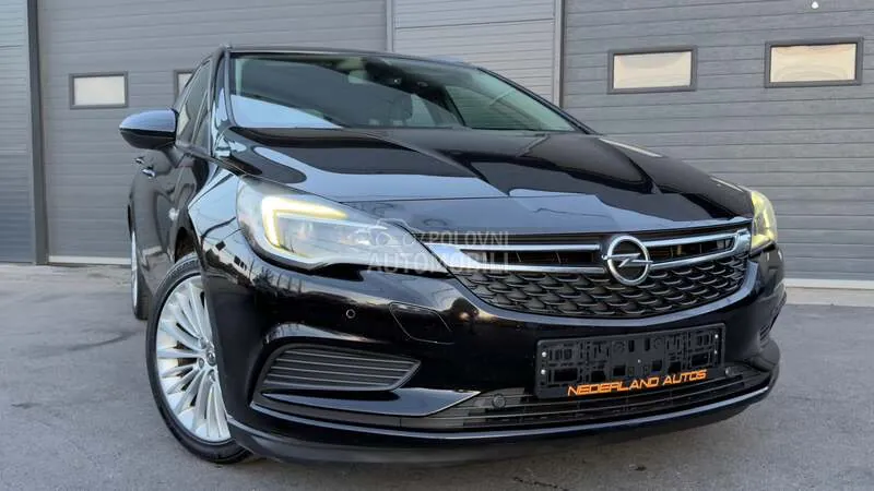 Opel Astra K 2017 photo 2