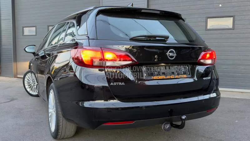 Opel Astra K 2017 photo 4