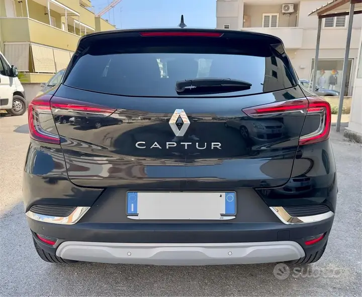 Renault Captur 2023 photo 5