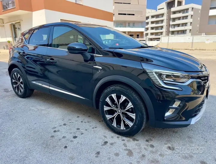 Renault Captur 2023 photo 3