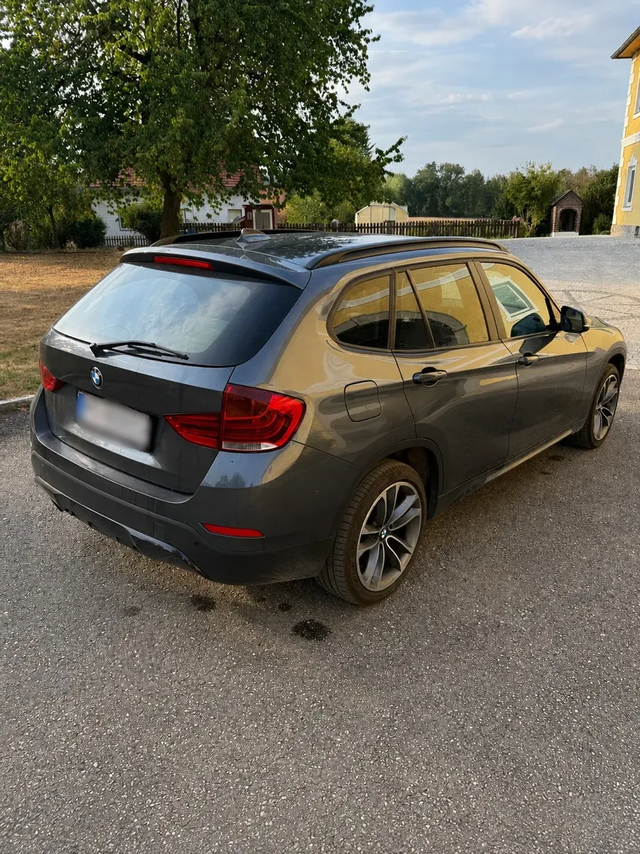BMW X1 2014 photo 2