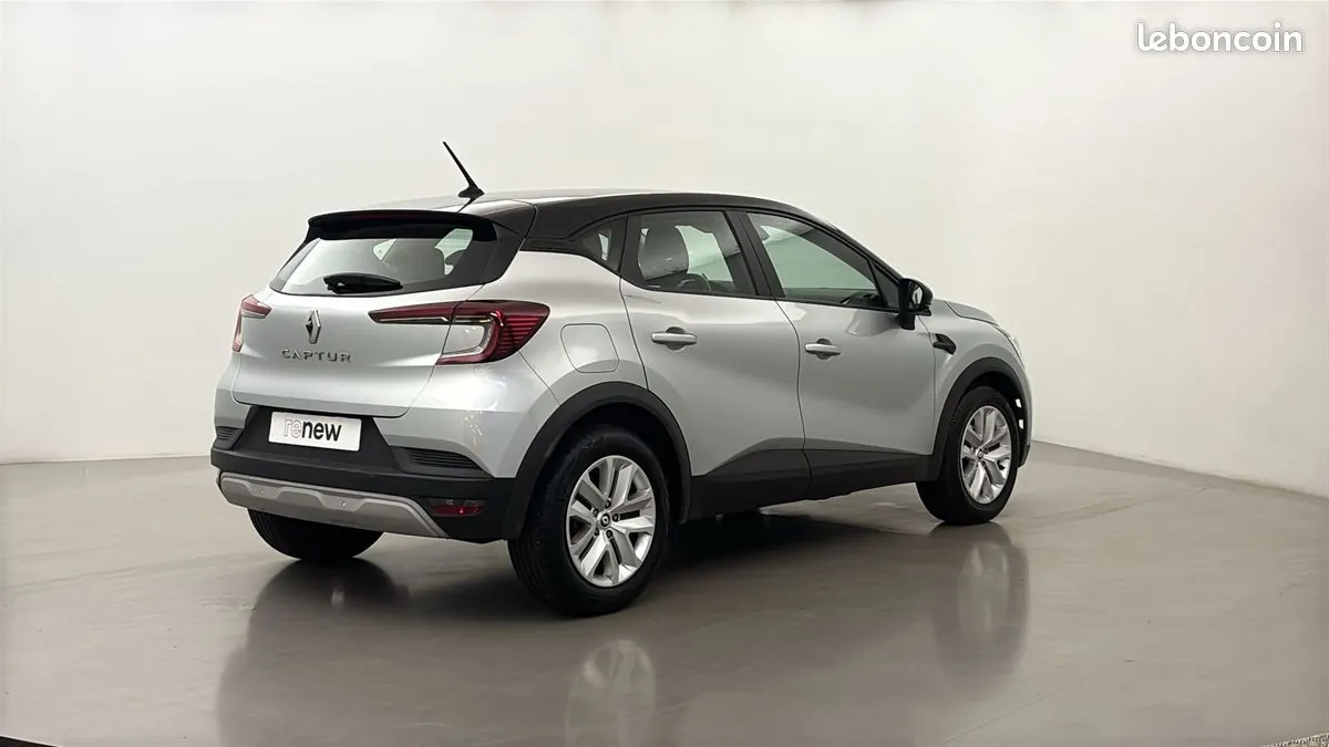 Renault Captur 2022 photo 2