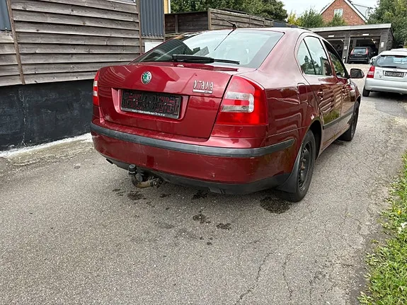 Skoda Octavia 2008 photo 3