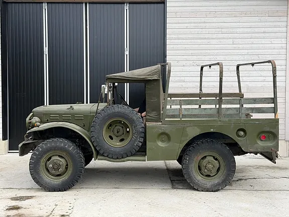 Dodge Andre 1944 photo 3