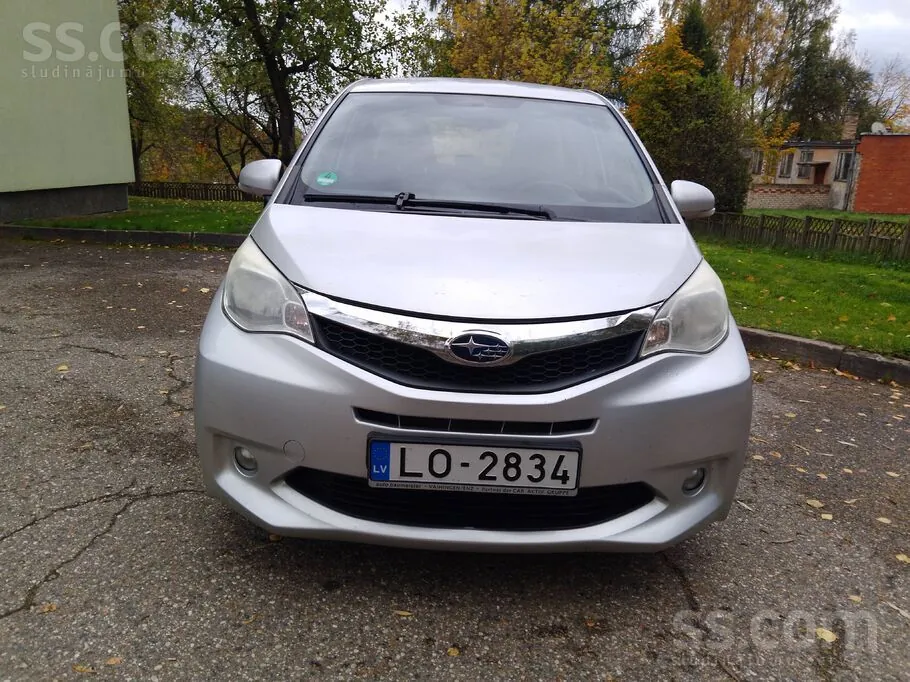 Toyota Verso-S 2012 photo 4