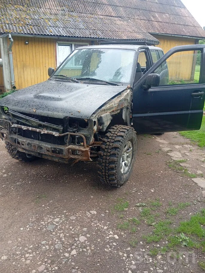 Nissan Terrano Ii 1995 photo 3