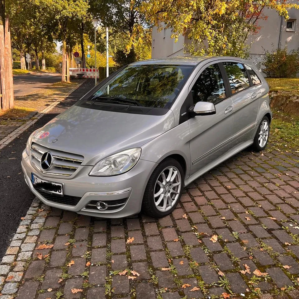 Mercedes-Benz B160