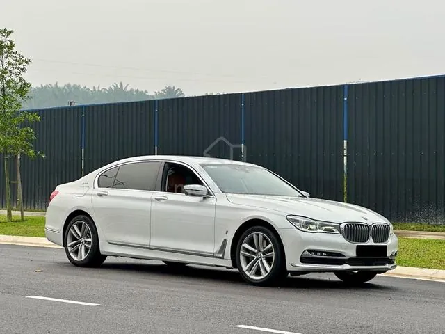 BMW 7 Series