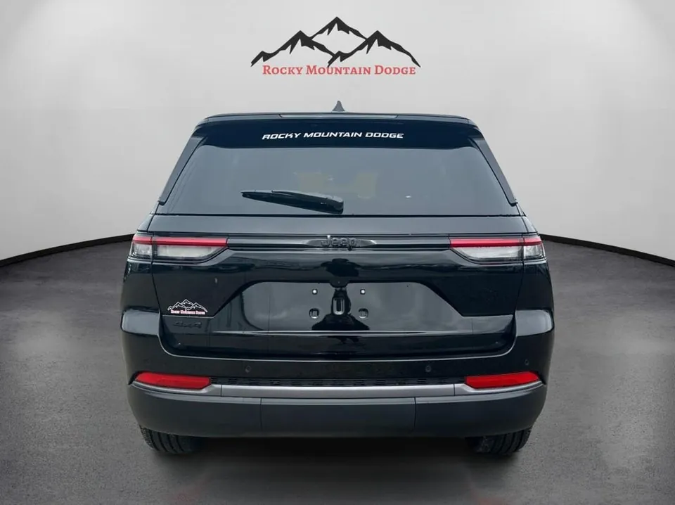 Jeep Grand Cherokee 2026 photo 4