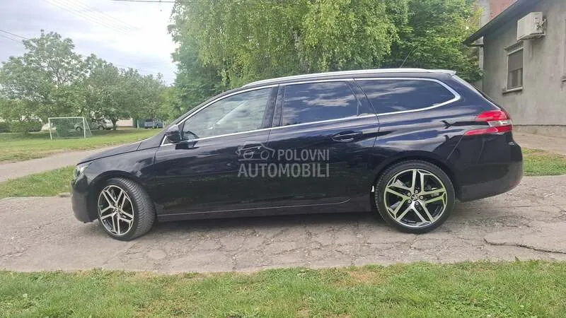Peugeot 308 2015 photo 3