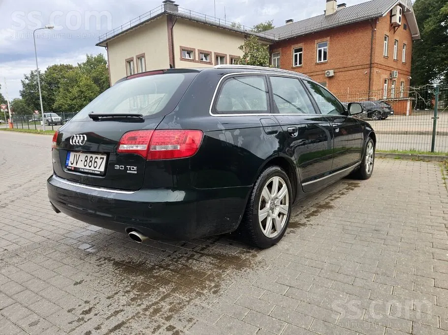 Audi A6 Avant 2010 photo 5