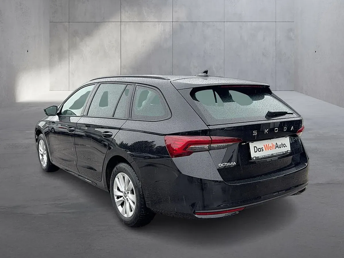 Skoda Octavia 2025 photo 3