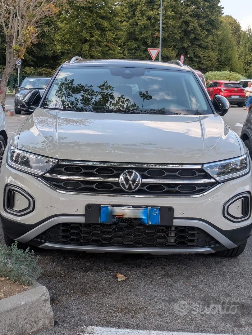 Volkswagen T-Roc 2023 photo 4