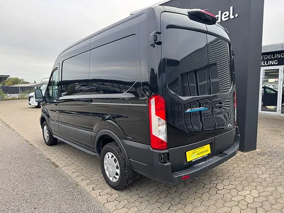 Ford E-Transit 2023 photo 4