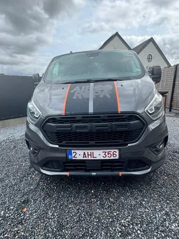 Ford Custom Sport