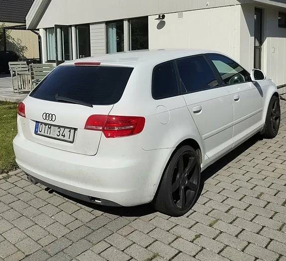 Audi A3 2009 photo 4