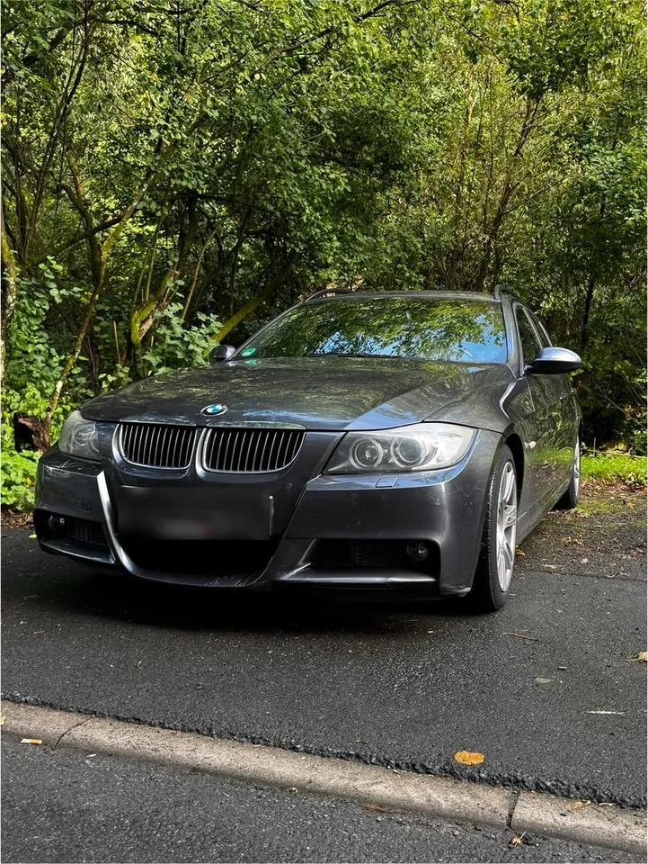 BMW E91 325I