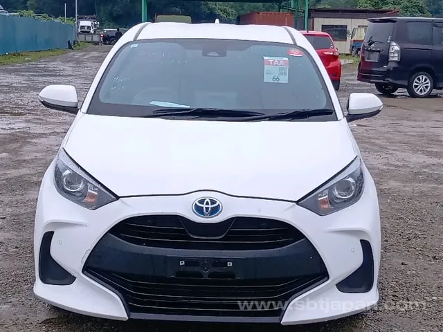 Toyota Yaris 2023 photo 5