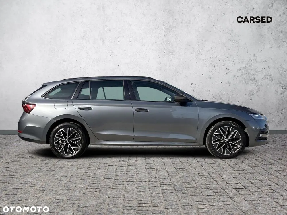 Skoda Octavia 2023 photo 4