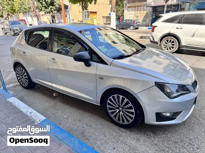 Seat Ibiza 2017 photo 4