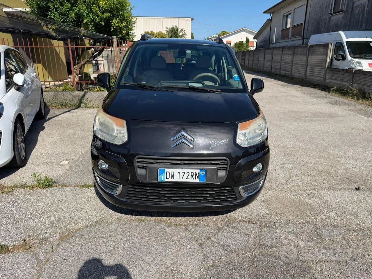 Citroen C3 Picasso 2009 photo 2