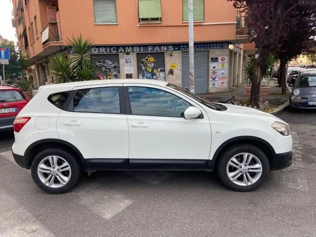 Nissan Qashqai 2010 photo 4