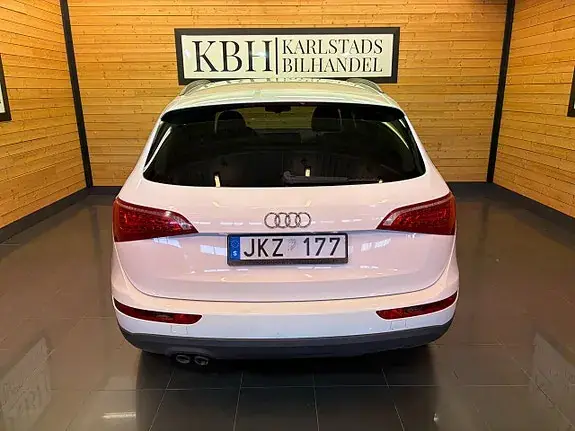 Audi Q5 2010 photo 5