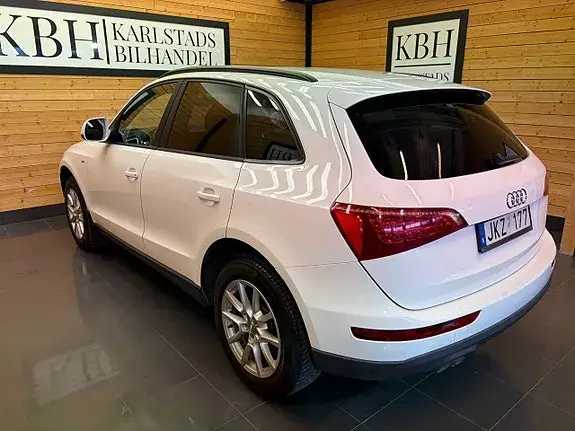 Audi Q5 2010 photo 4