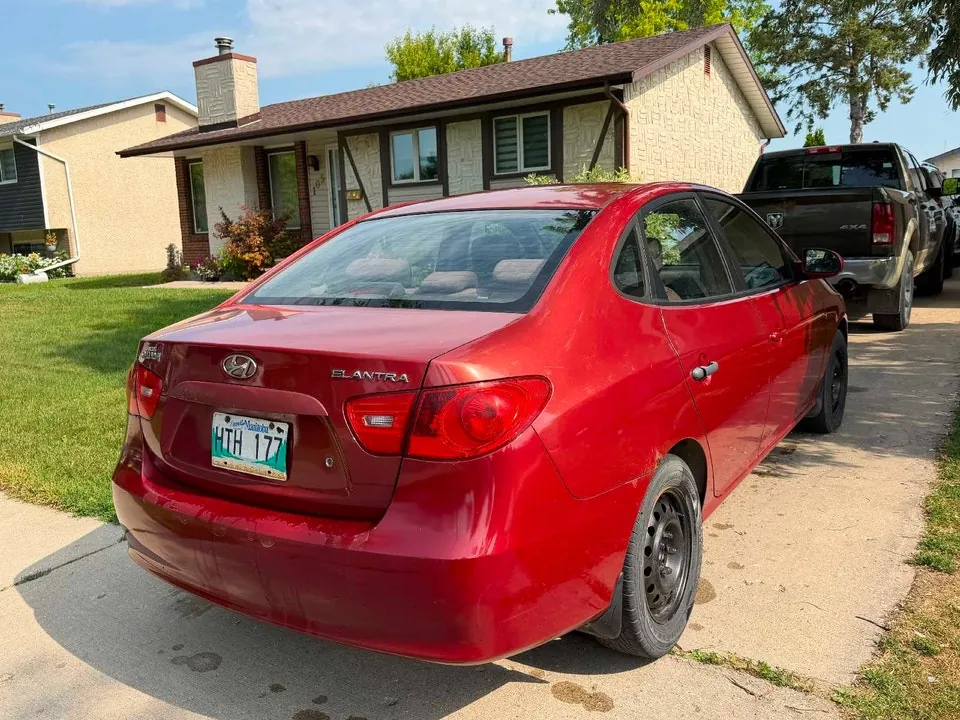 Hyundai Elantra 2009 photo 4