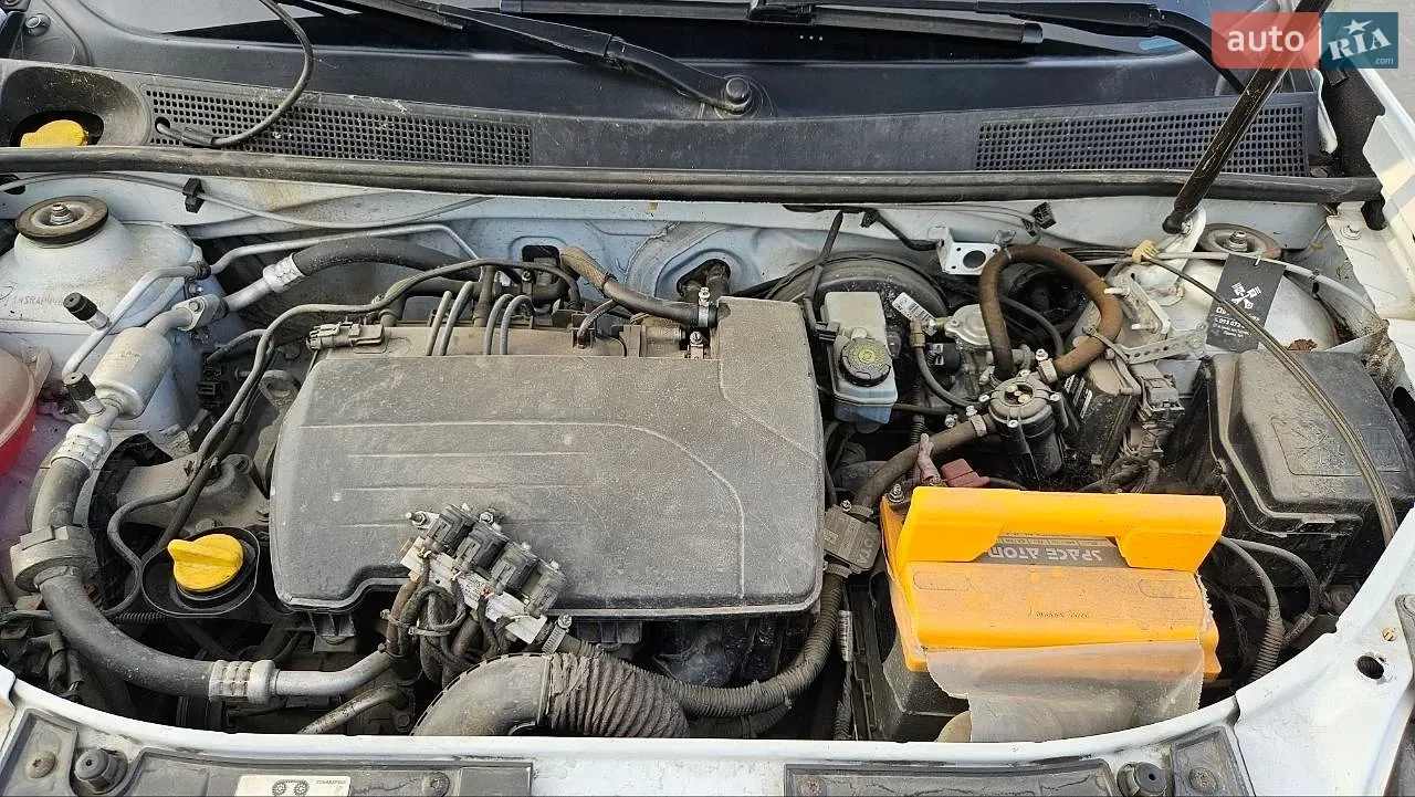 Renault Logan 2013 photo 3