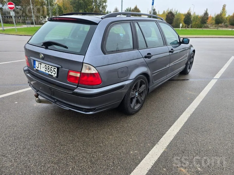 BMW 318 1999 photo 3