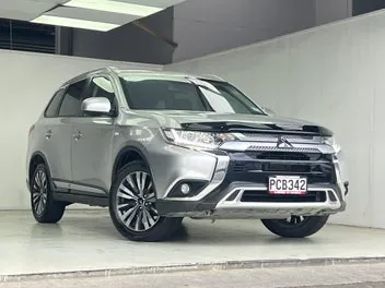 Mitsubishi Outlander 2022 photo 4