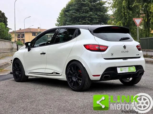 Renault Clio 2015 photo 3