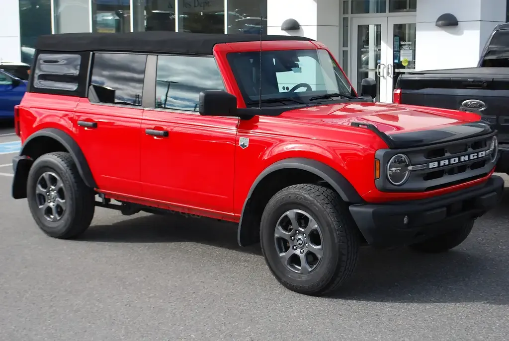 Ford Bronco 2022 photo 3
