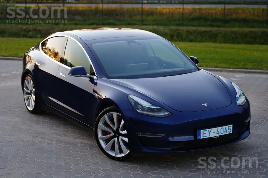 Tesla Model 3
