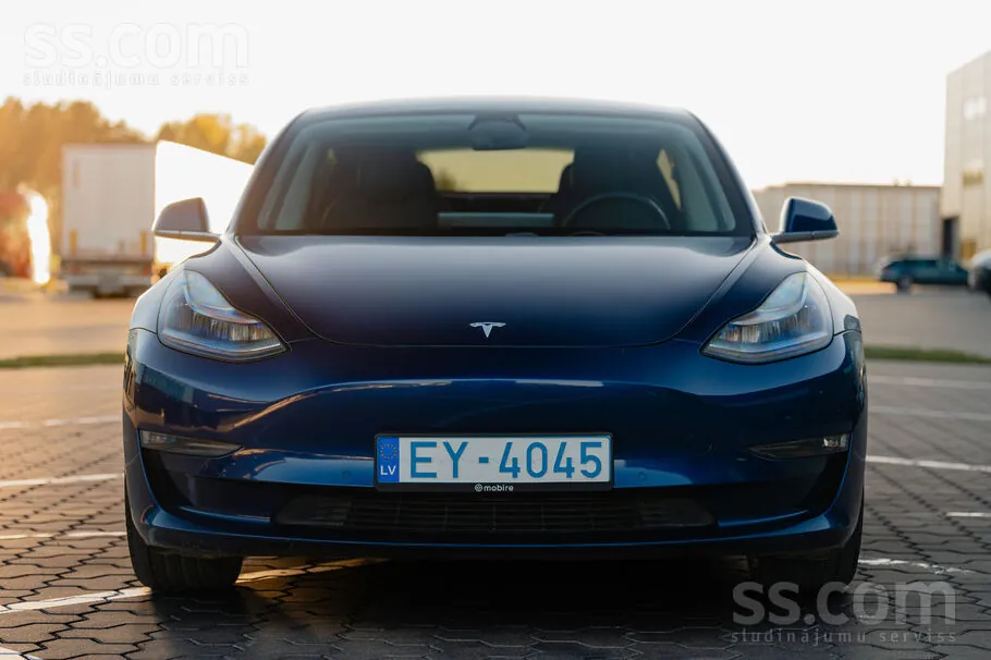 Tesla Model 3 2019 photo 4